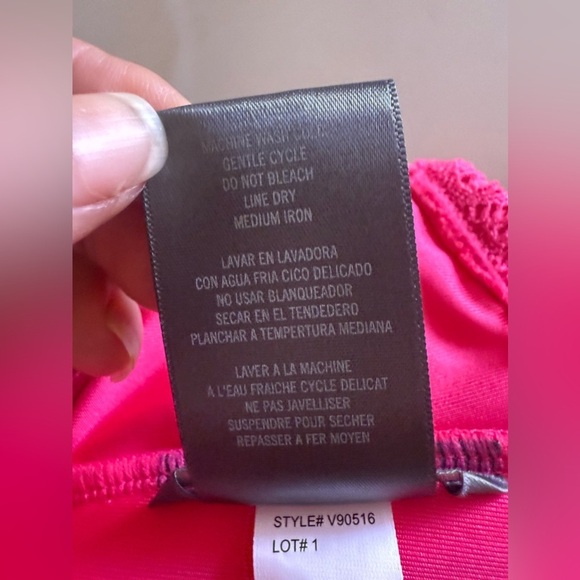 Vince Camuto Dragon Fruit Crochet Draped Tankini M - Picture 11 of 15